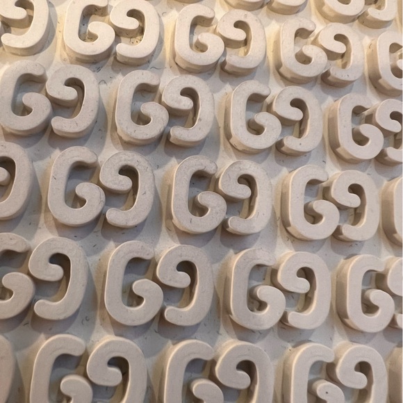 Gucci Men’s GG Canavs low top sneakers. Size 11 - Picture 2 of 16